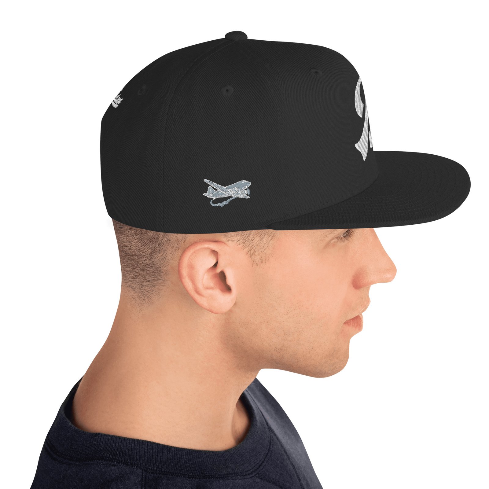 D Snapback DeLisioso Hat - Image 4