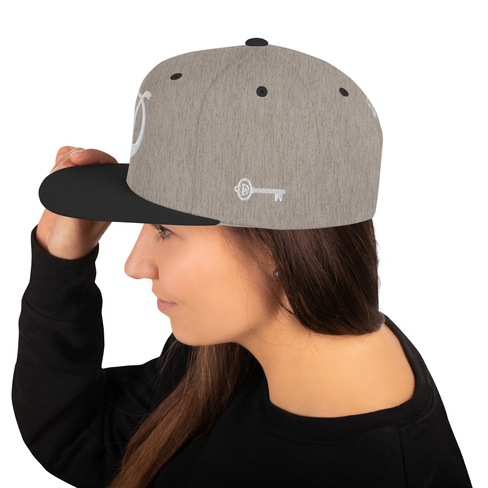 D Snapback DeLisioso Hat - Image 15